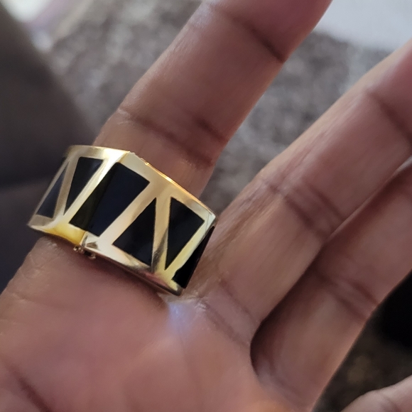 Stunning Unique 925 Onyx Ring - Picture 2 of 4